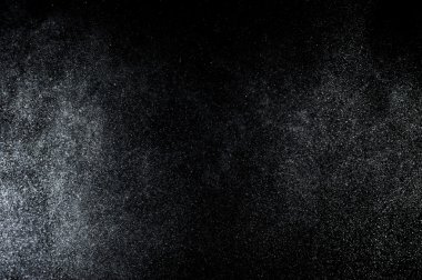 Siyah arkaplanda soyut su sıçramaları