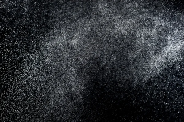 Siyah arkaplanda soyut su sıçramaları