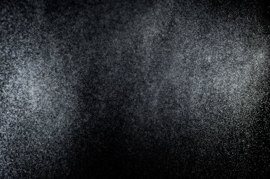 Siyah arkaplanda soyut su sıçramaları