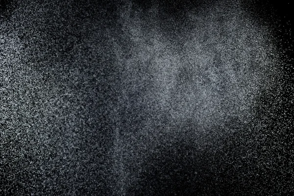 Siyah arkaplanda soyut su sıçramaları