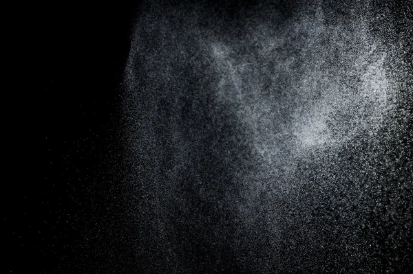 Siyah arkaplanda soyut su sıçramaları