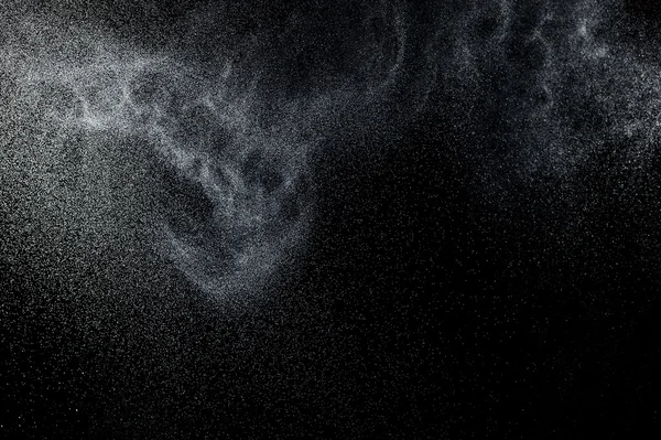 Siyah arkaplanda soyut su sıçramaları