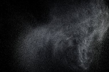 Siyah arkaplanda soyut su sıçramaları