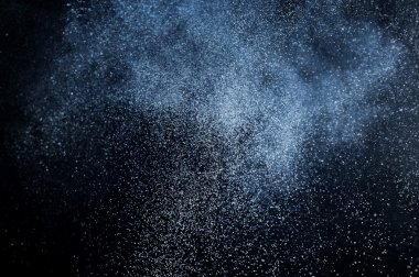 Soyut beyaz toz patlama  