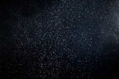 Soyut beyaz toz patlama 