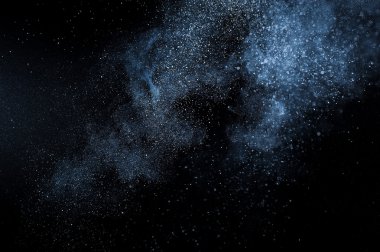 Soyut beyaz toz patlama