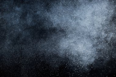 Soyut beyaz toz patlama