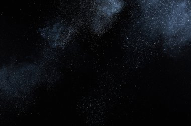 Soyut beyaz toz patlama