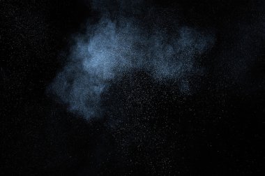 Soyut beyaz toz patlama