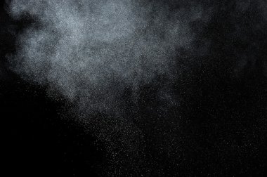 Soyut beyaz toz patlama