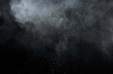 Soyut beyaz toz patlama