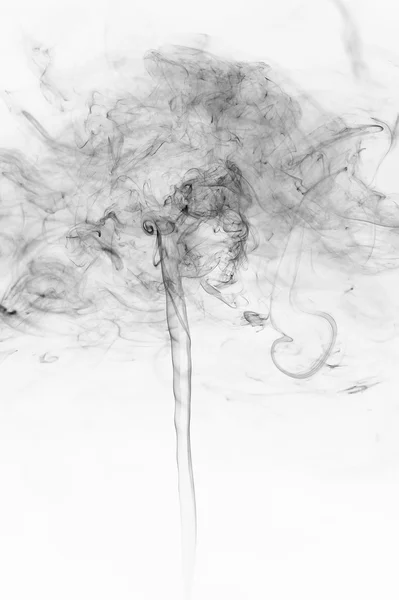 Fumo preto abstrato sobre um fundo branco. — Fotografia de Stock