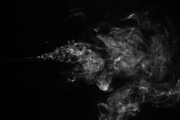 Абстрактний дим на чорному фоні . — стокове фото