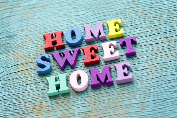 Домашня солодка домашня фраза на старовинному дерев'яному фоні — стокове фото