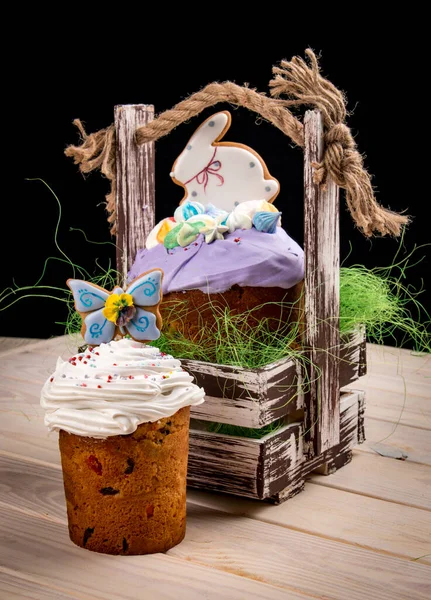 Easter Composition Orthodox Sweet Bread Kulich Eggs Dark Background — Stock Photo, Image