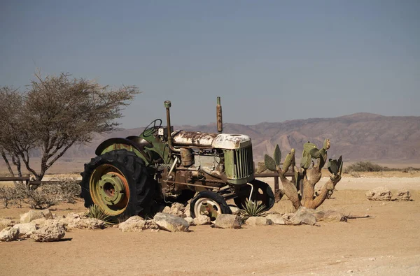 Altes Rostiges Auto Mitten Der Namib Wüste Zurückgelassen — Stockfoto