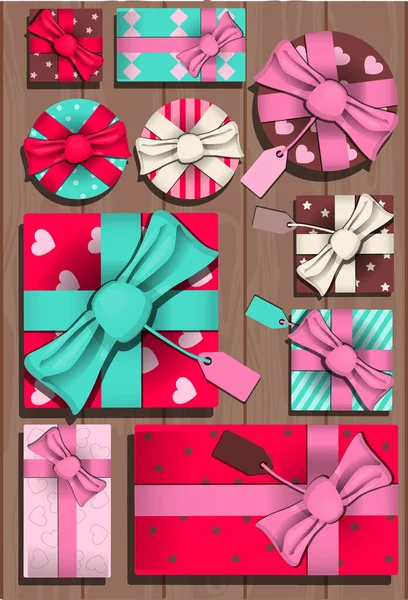 Vista superior de una mesa de madera con un conjunto de regalos y cajas para el día de San Valentín. Imagen romántica en rosa, turquesa y rojo. Postal para felicitaciones, declaraciones de amor. vector ilustración de un — Archivo Imágenes Vectoriales