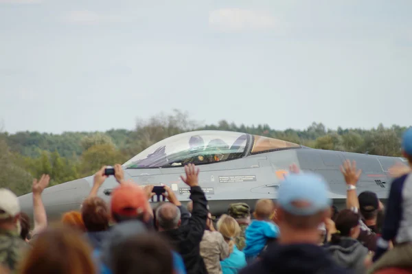 HRADEC KRALOVE, CZECH REPUBLIC - SEPT 5: Czech International Air Fest Air Show at airfield in Hradec Kralove, Czech Republic on September 5, 2015 — Stock Photo, Image