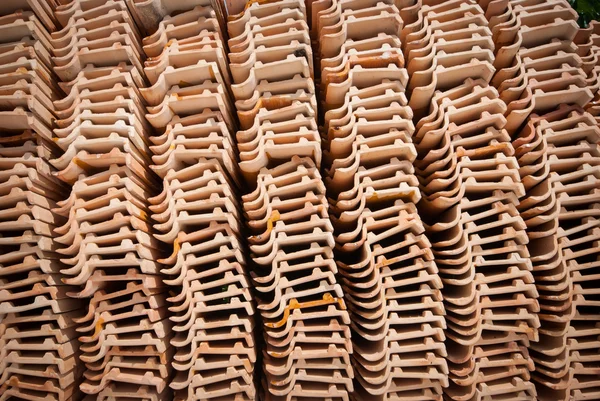 Nahaufnahme des Dachziegelstapels eines thailändischen Tempels — Stockfoto