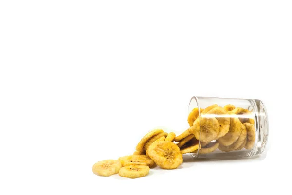 Banana com chips de banana isolados — Fotografia de Stock