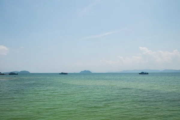 Barco de passeio — Fotografia de Stock