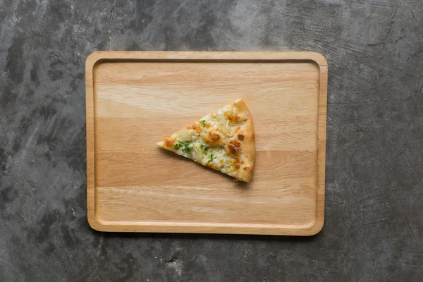 White Pizza , garlic and Mozzarella Cheese — Stock Photo, Image