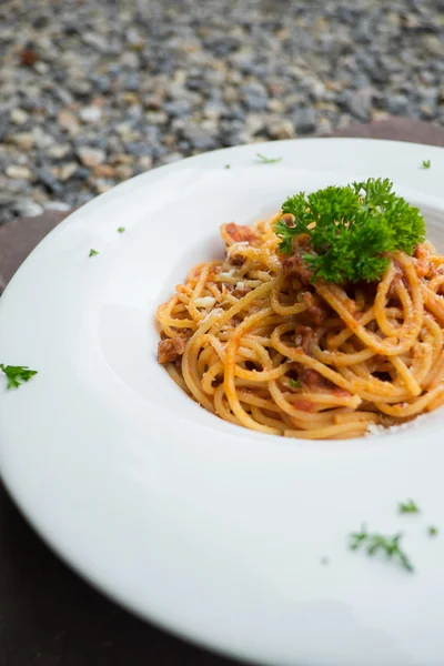 Pâtes spaghetti à la sauce tomate — Photo