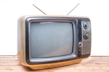 Vintage Tv ahşap masa üzerinde 