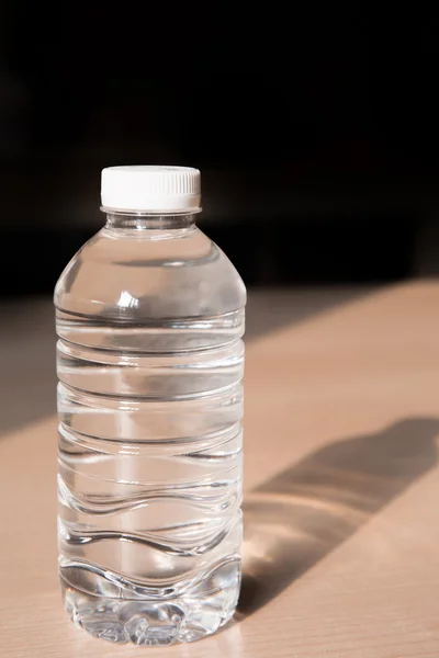 Botella de agua —  Fotos de Stock