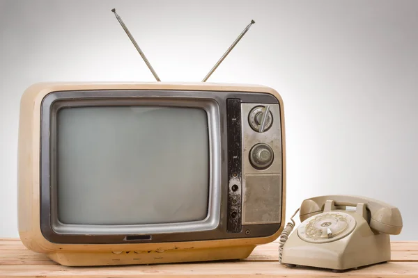 Oude telefoon en oude tv vintage stijl — Stockfoto