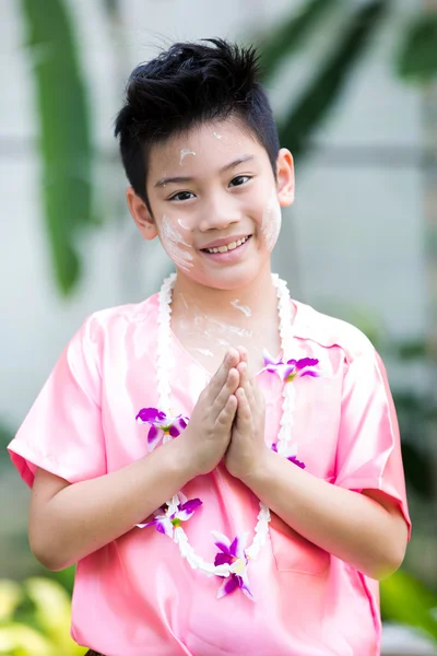 Mignon asiatique garçon sourire — Photo