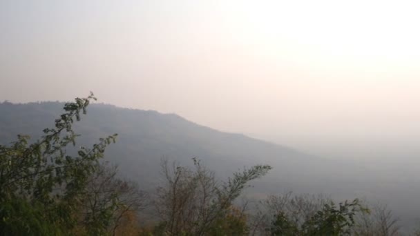 180 grados de movimiento desde el pico del Parque Nacional de la Montaña, Tailandia — Vídeos de Stock