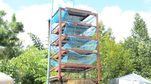 Máquina de filtro de tratamiento de agua, Fácil hecho a mano por tubería de PVC  . — Vídeos de Stock