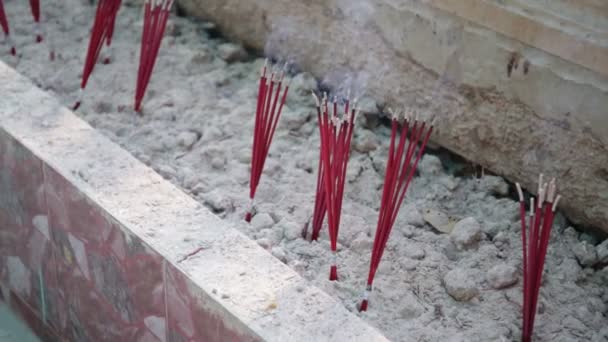 香烟雾在泰国的寺庙 — 图库视频影像