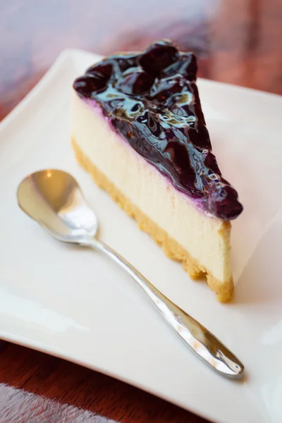 Cheesecake on a plate — Stock Photo, Image