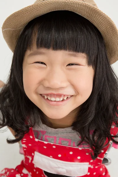 Retrato de pouco ásia menina com sorrisos rosto — Fotografia de Stock