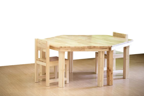 Mooie en comfortabele houten kinderen stoel en tafel set — Stockfoto