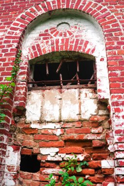 Doğu Prusya kışlası ve psikiyatri hastanesi kalıntıları.