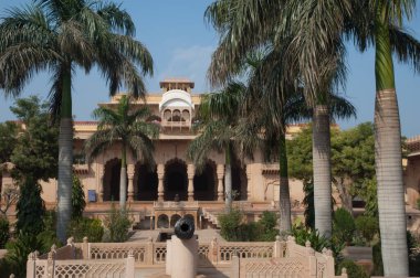 Lohagarh kalesinin içindeki saray ya da demir kale..