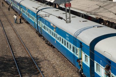 Umaria köyünde tren var..