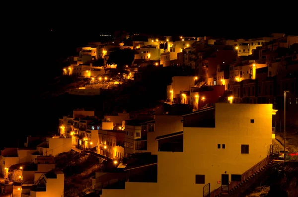Район Лас - Ломадас вночі в Сан - Себастьяні - де - ла - Гомера.. — стокове фото