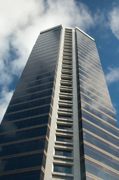 Gratte-ciel dans la ville de Auckland. — Photo