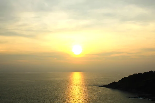 Beautiful sunset at Promthep cape view point, Phuket, Thailand — Stock Photo, Image