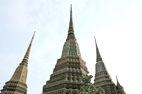Authentic Thai Architecture in Wat Pho at Bangkok of Thailand. — Stock Photo, Image