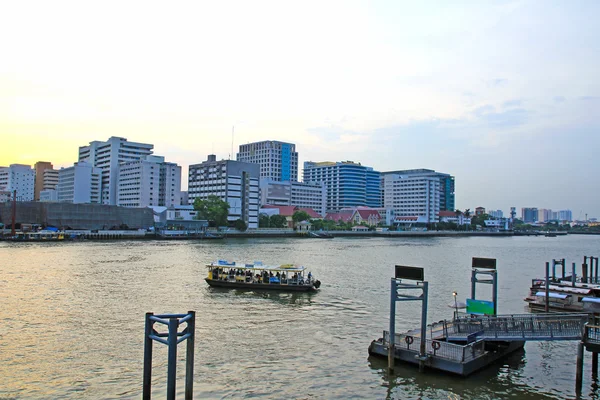 Chao phraya Nehri'nin, bangkok, Tayland — Stok fotoğraf