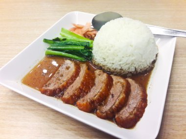 pirinç ile ördek kızartma.