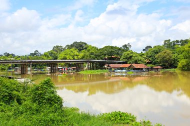 Sakae Krang Nehri, Uthai Thani, Tayland.