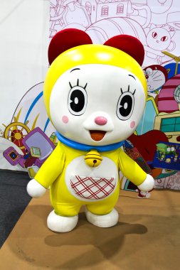 Bangkok - 03 Aralık 2015: Doraemon fotoğraf ve arkadaşlar maskot yineleme