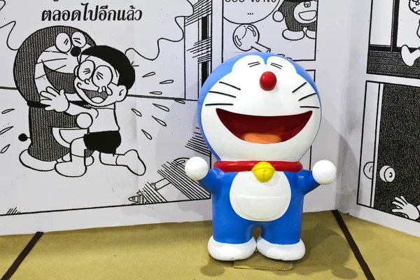 BANGKOK - 03 DÉCEMBRE 2015 : Photo de réplique de la mascotte de Doraemon et ses amis — Photo