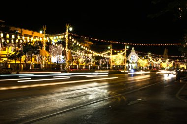 Bangkok - 7 Aralık: Dekorasyon Rachadamnoen yolda